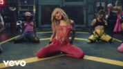 女優としても活躍するサブリナ・カーペンターが新曲「Fast Times」のミュージック・ビデオを公開