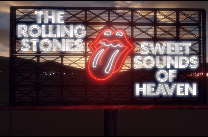 ザ・ローリング・ストーンズ、18年振りのアルバムからレディー・ガガとスティーヴィー・ワンダーをフィーチャーした「Sweet Sounds Of Heaven」のリリック・ビデオを公開