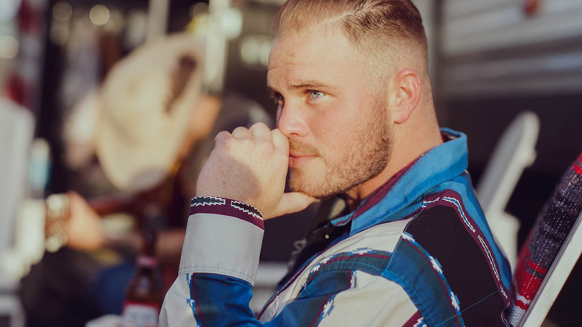 Zach Bryanのプロフィール・歌詞・ディスコグラフィー