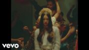 オリヴィア・ロドリゴが9/8リリース新作アルバムから2曲目の先行トラック「bad idea right?」のミュージック・ビデオを公開！日本独自企画盤の詳細も決定！