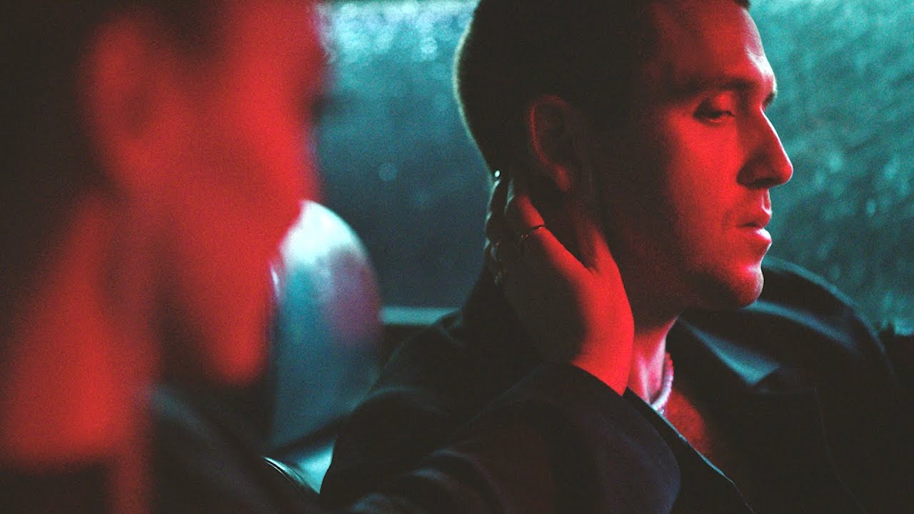 ラウヴが最新アルバム『All 4 Nothing』より新曲「Stranger」のミュージック・ビデオを公開