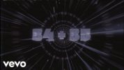 Ariana Grandeが本日リリースの最新アルバムから「34+35」のリリック・ビデオを公開
