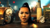 Bella Poarchがデビュー曲「Build a B*tch」のミュージック・ビデオを公開