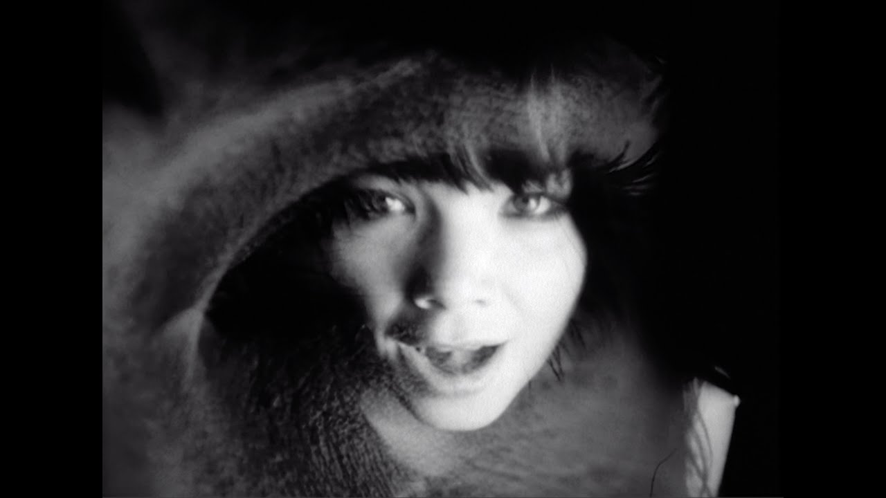 Björk「Isobel」の洋楽歌詞・YouTube動画・解説まとめ