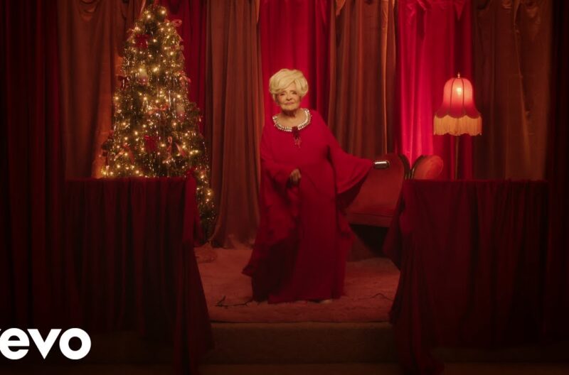 Brenda Lee「Rockin’ Around The Christmas Tree」の洋楽歌詞カタカナ・YouTube動画・解説まとめ