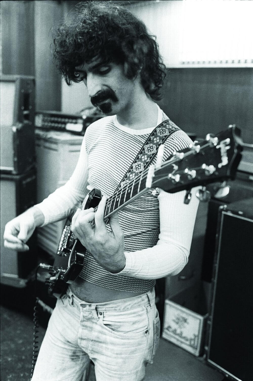 Frank Zappa（フランク・ザッパ）credit_Henry_Diltz-scaled