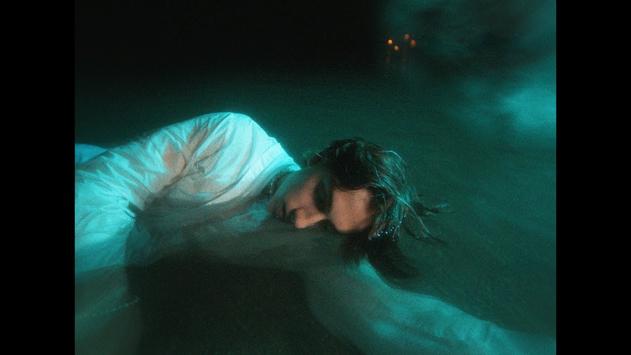 Johnny Orlandoが新曲「Daydream」のミュージック・ビデオを公開