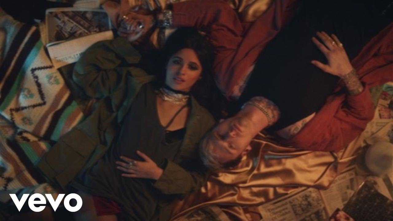 Machine Gun Kelly, Camila Cabello「Bad Things」の洋楽歌詞カタカナ・YouTube動画・解説まとめ