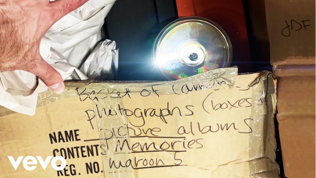 Maroon 5が新曲「Memories」の音源を公開