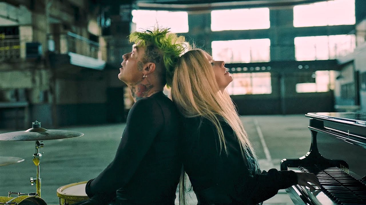 MOD SUNがAvril Lavigneを迎えた新曲「Flames」のミュージック・ビデオを公開
