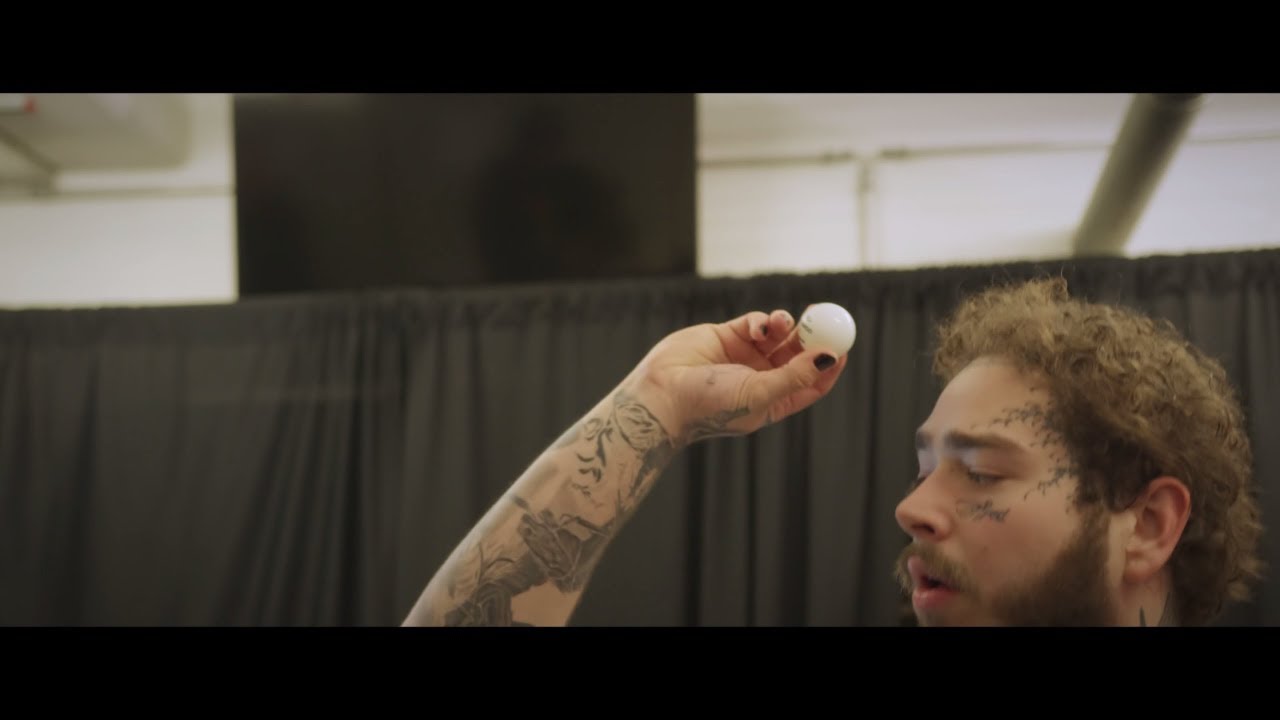 Post Maloneが最新曲「Wow」のミュージック・ビデオを公開