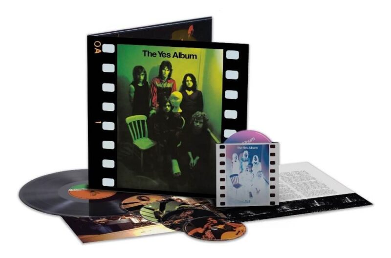 最大のプログレッシヴ・ロック・ブランド、イエスが1971年に発表した名作『サード・アルバム』が、4CD+Blu-ray+1LP仕様の豪華ボックス・セット、『サード・アルバム【スーパー・デラックス・エディション】』となって登場！