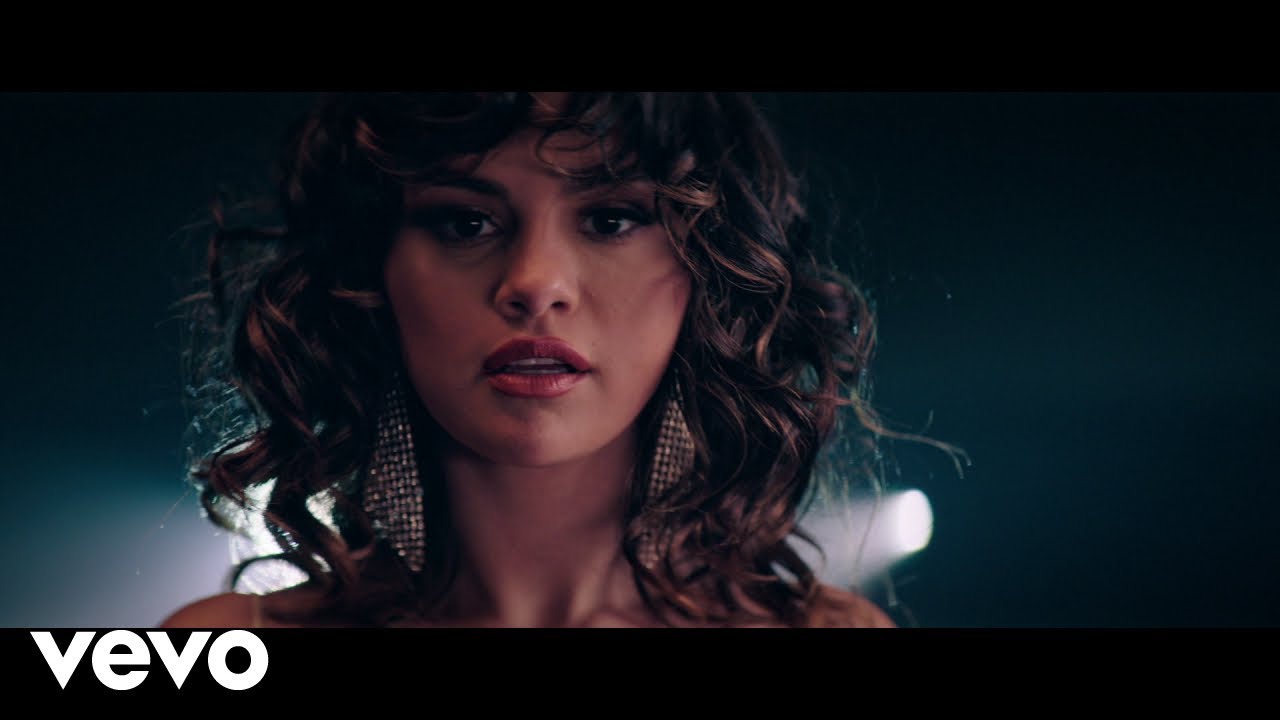 Selena Gomezが最新アルバムから「Dance Again」のパフォーマンス・ビデオを公開