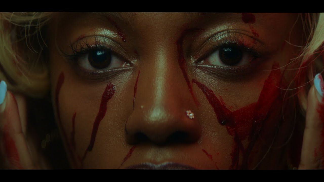 The Weekndが最新アルバムから「In Your Eyes」のミュージック・ビデオを公開
