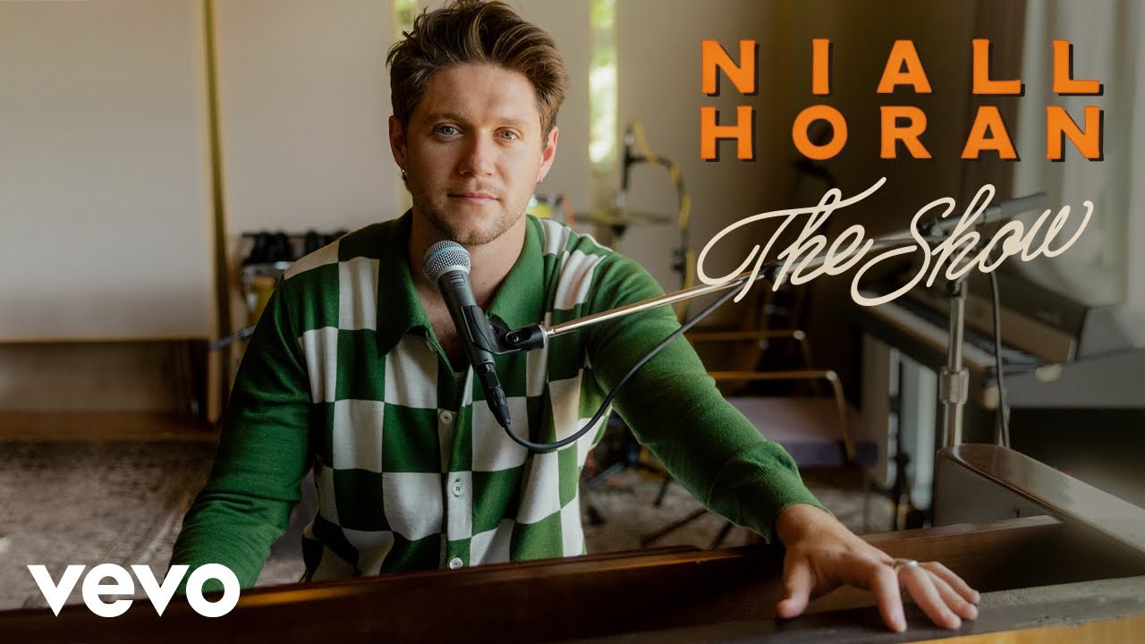 ナイル・ホーランがVevoのExtended Playシリーズから4曲目となる「The Show」のパフォーマンス・ビデオを公開